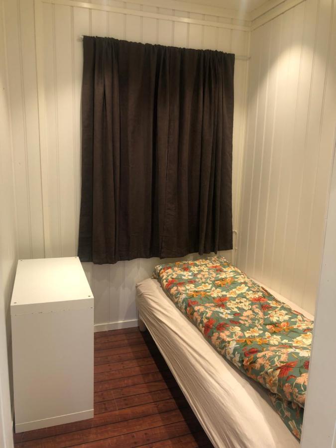 Appartement Den Gule Huset à Lyngdal Extérieur photo
