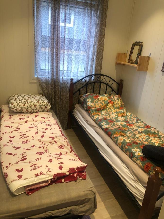 Appartement Den Gule Huset à Lyngdal Extérieur photo